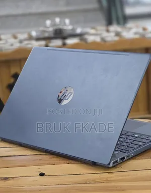 New Laptop HP Pavilion 15 8GB Intel Core i7 SSD 1T