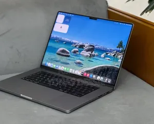 New Laptop Apple MacBook Pro 2021 M1 32GB SSD 512GB