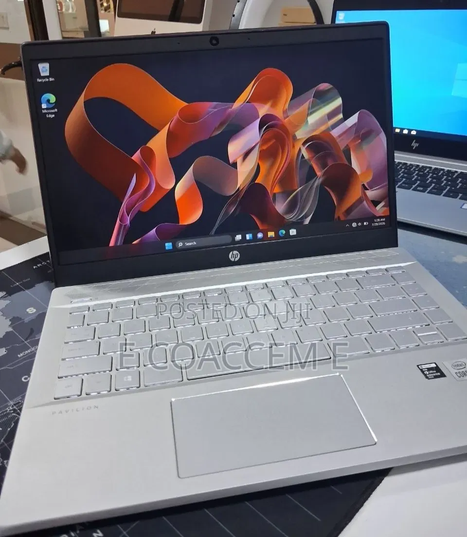 New Laptop HP 8GB Intel Core i5 SSD 512GB