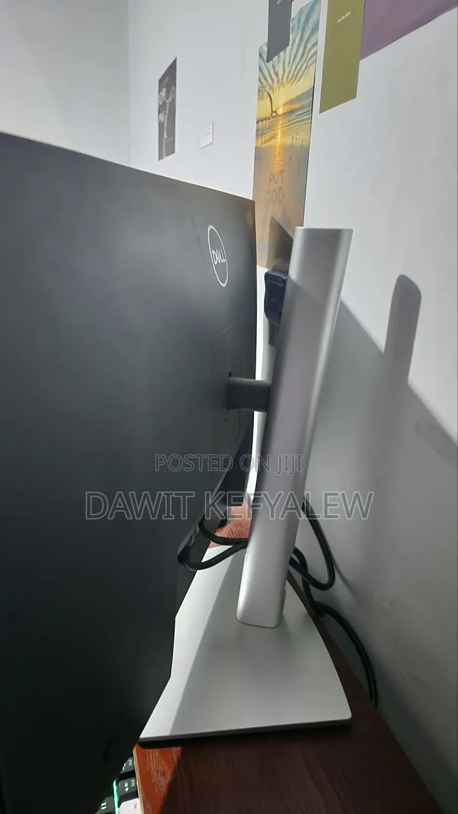 Monitor Desktop
