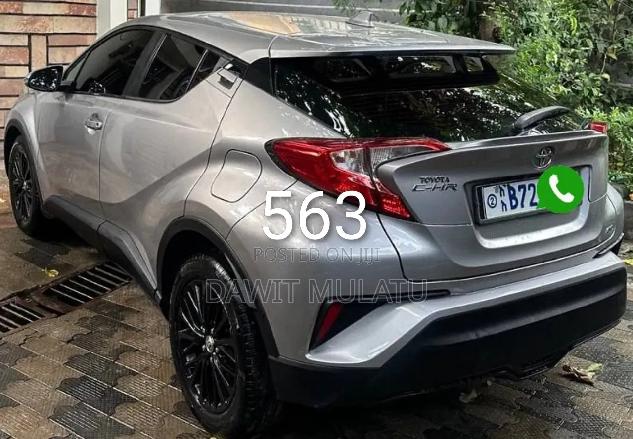 Toyota C-HR 2017 Silver