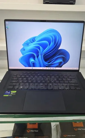 New Laptop Asus ROG Strix G16 G614 16GB Intel Core i9 SSD 1T