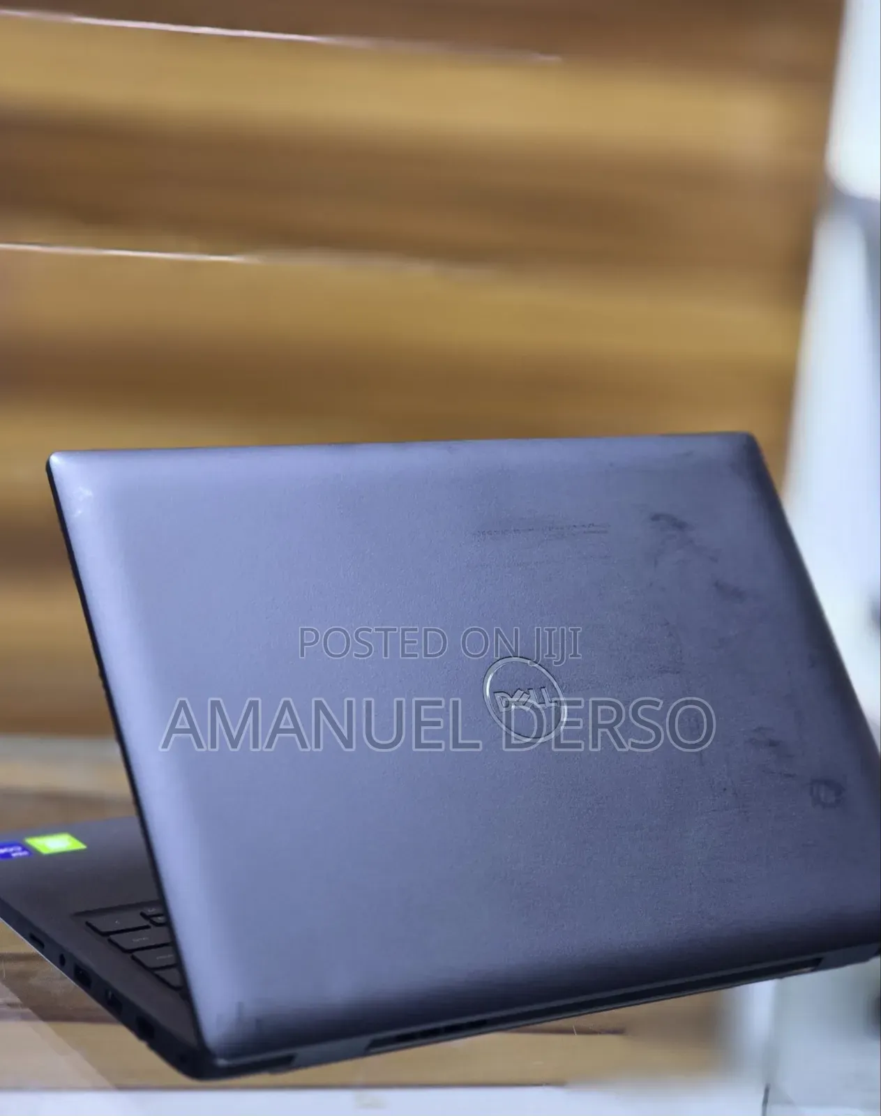 New Laptop Dell XPS 15 8GB Intel Core i7 SSD 256GB