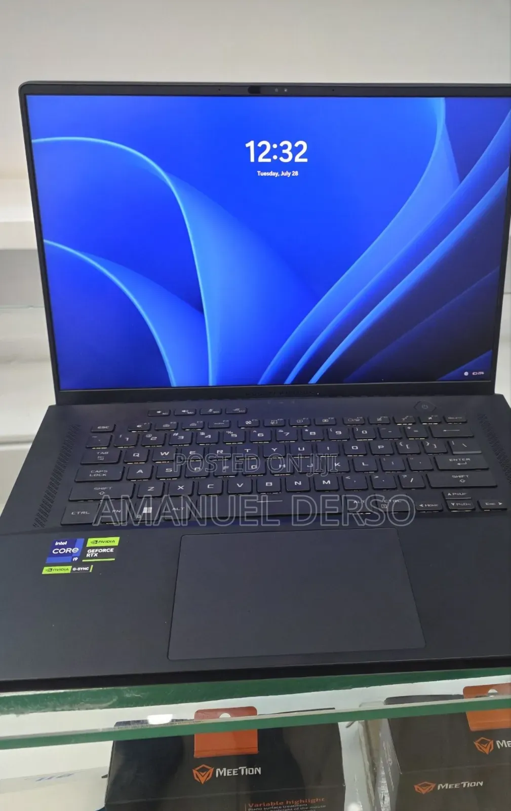 New Laptop Dell XPS 15 8GB Intel Core i7 SSD 256GB