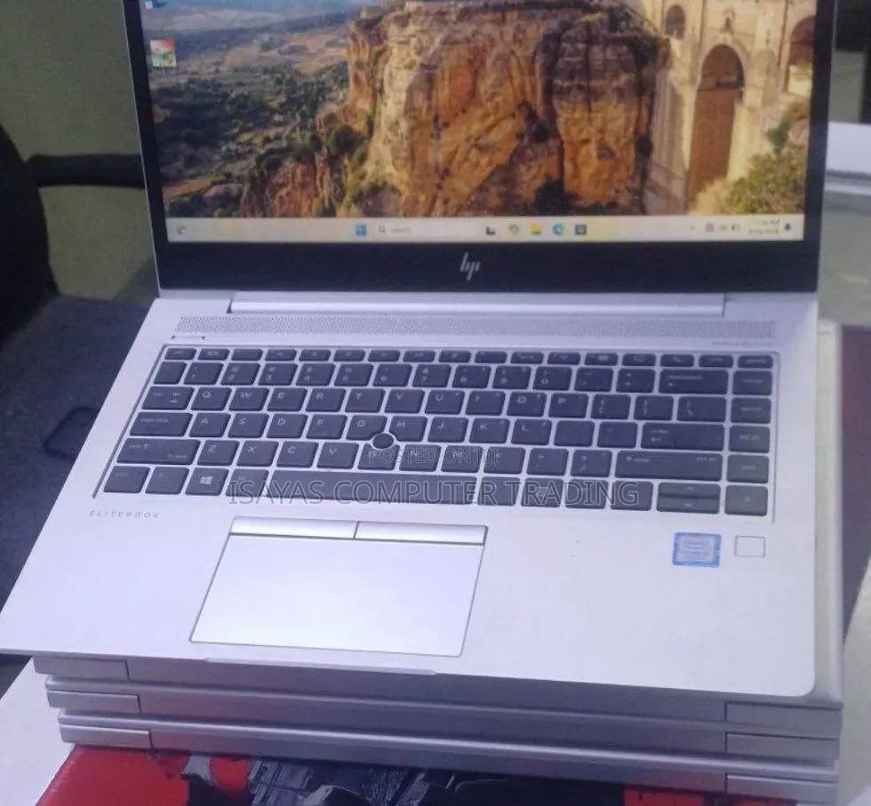 New Laptop HP EliteBook 840 G5 16GB Intel Core i5 SSD 512GB