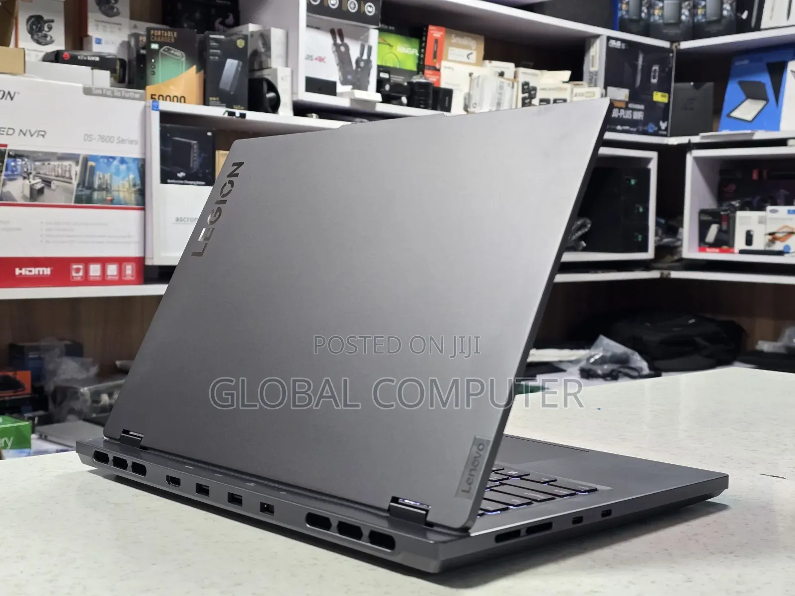 New Laptop Lenovo Legion Slim 5 16GB AMD Ryzen 7 SSD 1T