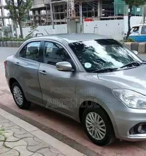 Suzuki Dzire 2022 Silver