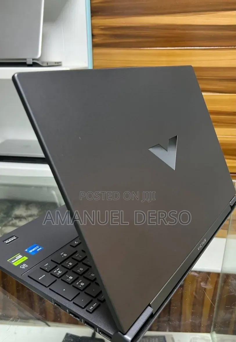 New Laptop HP Victus 15 16GB Intel Core i5 SSD 512GB