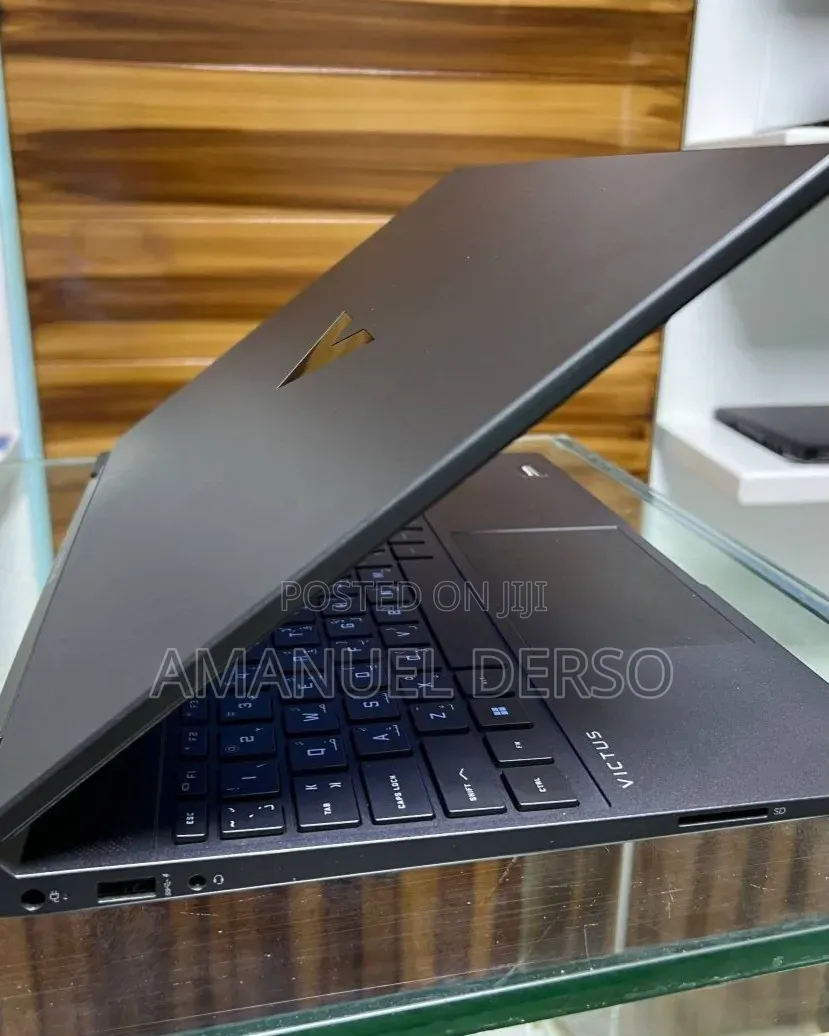 New Laptop HP Victus 15 16GB Intel Core i5 SSD 512GB