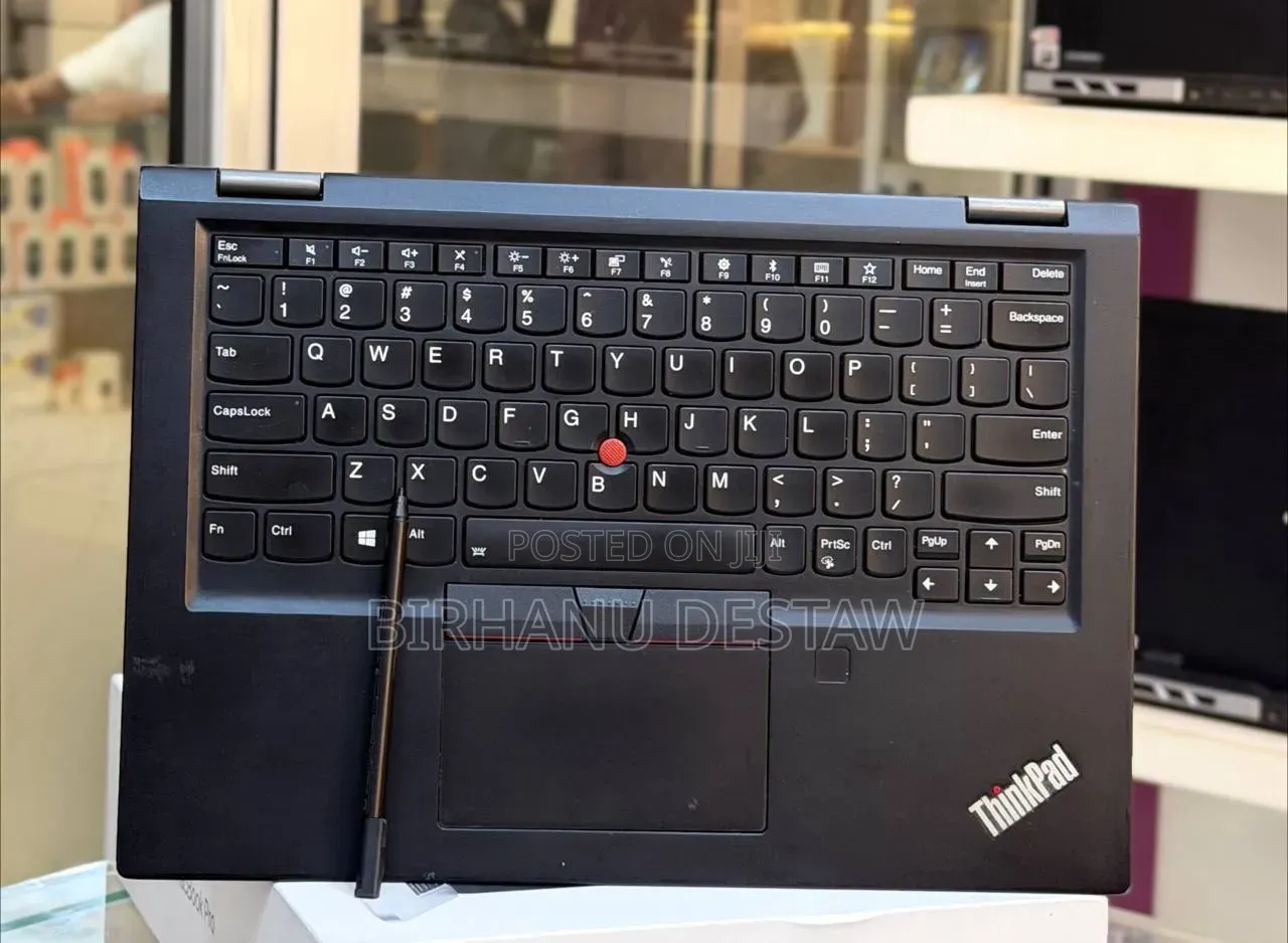 New Laptop Lenovo ThinkPad Yoga 16GB Intel Core i5 SSD 512GB