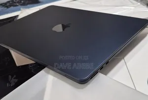 New Laptop Apple MacBook Air 2022 M2 8GB Apple M2 SSD 256GB