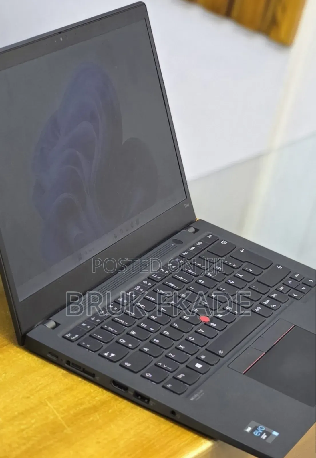 New Laptop Lenovo ThinkPad T14s G4 16GB Intel Core i7 SSD 512GB