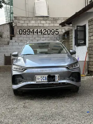 New BYD E2 43 kWh 94 hp FWD 2025 Silver