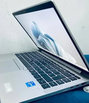 New Laptop HP EliteBook 840 G8 16GB Intel Core i5 SSD 512GB