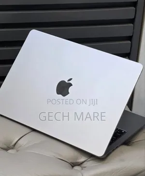 New Laptop Apple MacBook Air 2022 M2 8GB Intel SSD 256GB