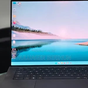 New Laptop Dell Precision 5550 16GB Intel Core i7 SSD 512GB