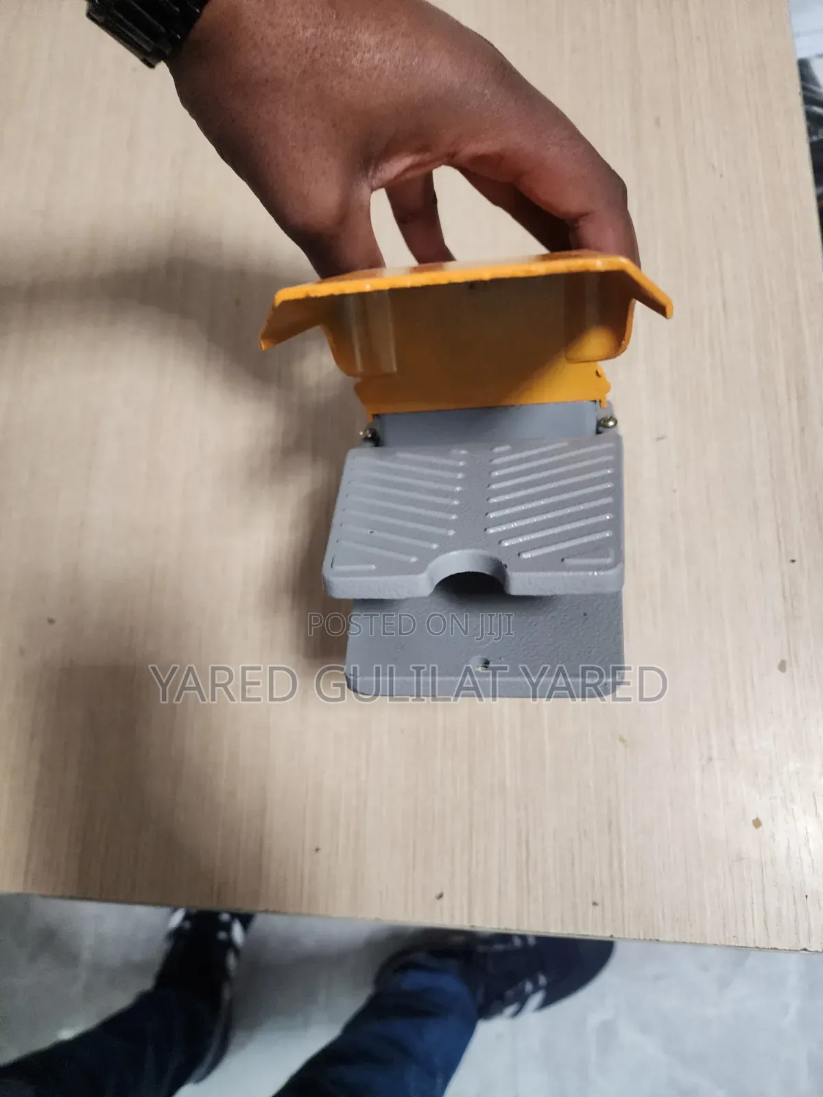 Industrial Foot Switch or Pedal Switch LT4 (10A 220V) Hz