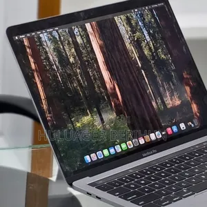 New Laptop Apple MacBook Pro 2019 16GB Intel Core i7 SSD 256GB