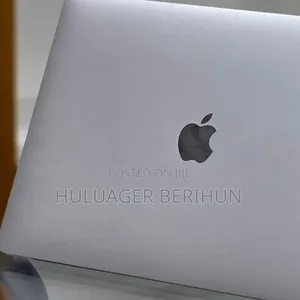 New Laptop Apple MacBook Pro 2019 16GB Intel Core i7 SSD 256GB