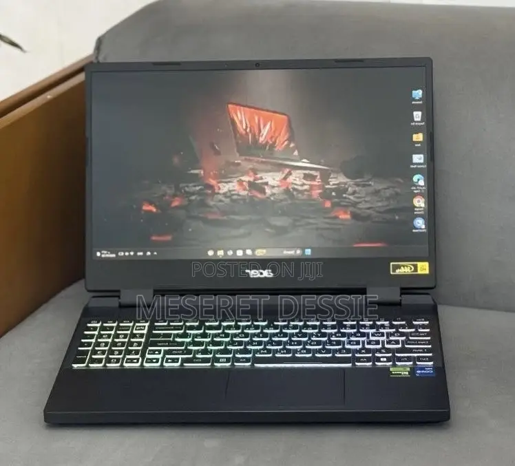 New Laptop Acer Nitro V 15 32GB Intel Core i7 SSD 1T