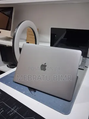New Laptop Apple MacBook Air 2019 8GB Intel Core i5 SSD 128GB