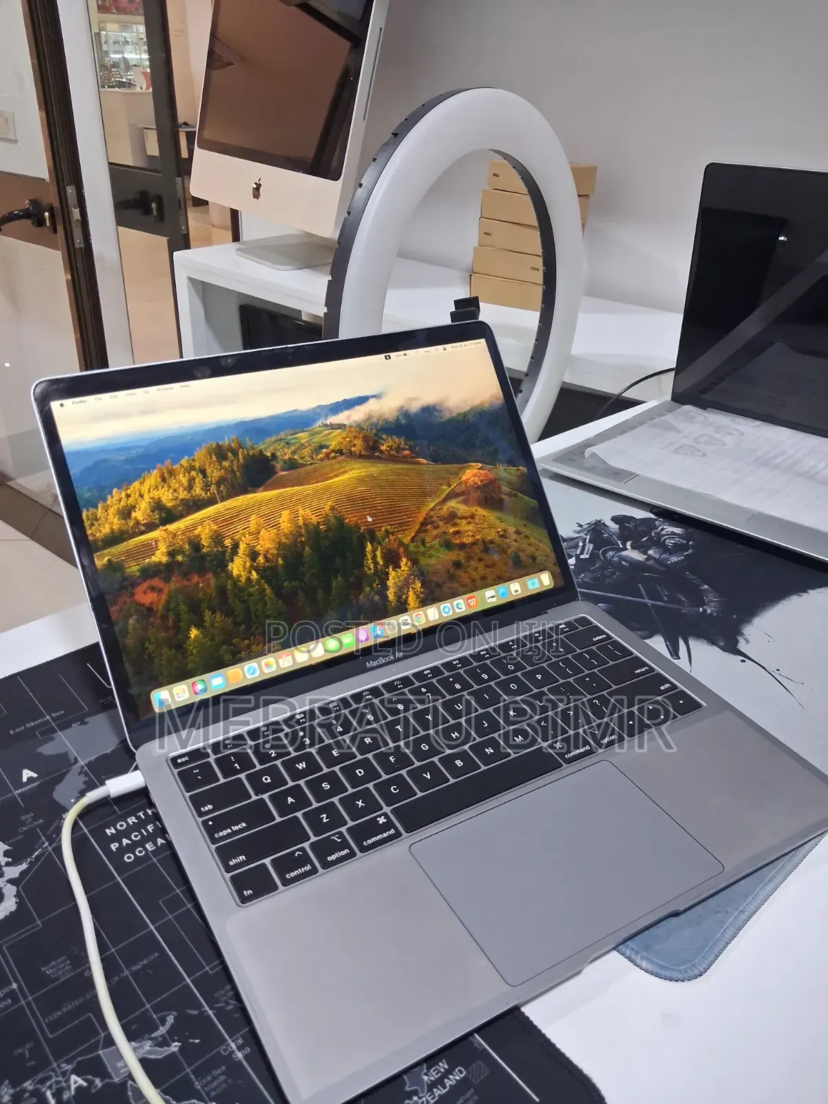 New Laptop Apple MacBook Air 2019 8GB Intel Core i5 SSD 128GB