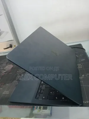 New Laptop Apple MacBook Air 2022 M2 16GB Apple M2 SSD 512GB