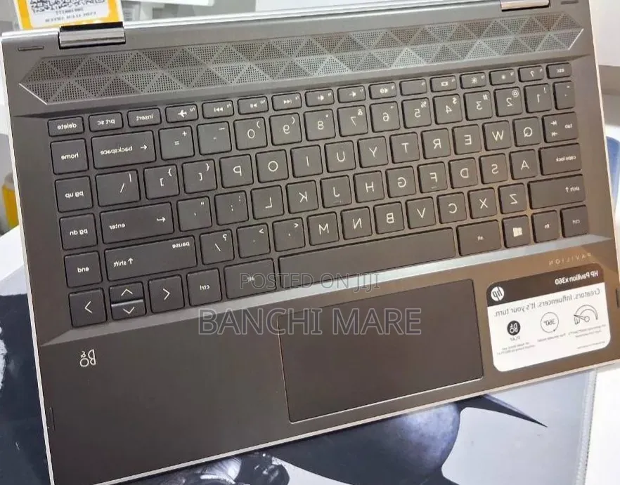 New Laptop HP Pavilion 14 x360 2-in-1 8GB Intel Core i3 SSD 256GB