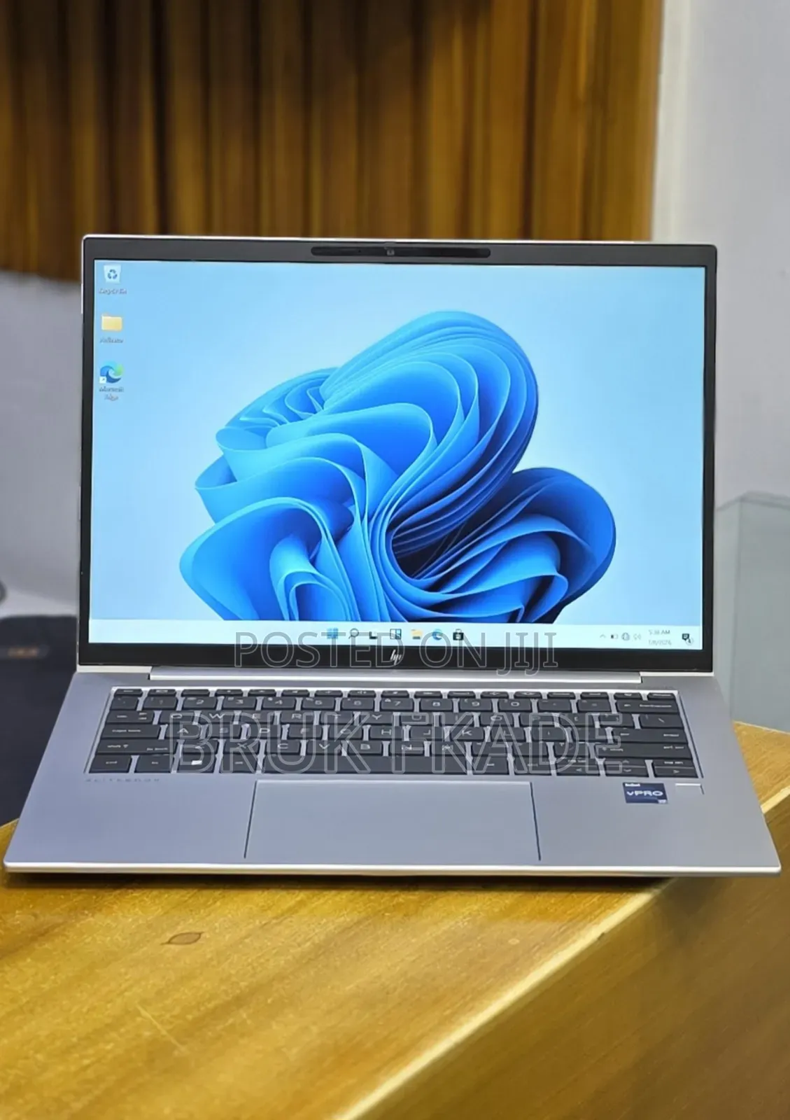 New Laptop HP EliteBook 840 G10 16GB Intel Core i7 SSD 512GB