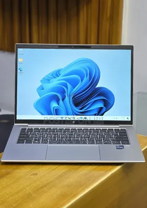New Laptop HP EliteBook 840 G10 16GB Intel Core i7 SSD 512GB