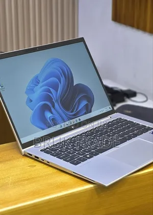 New Laptop HP EliteBook 840 G10 16GB Intel Core i7 SSD 512GB