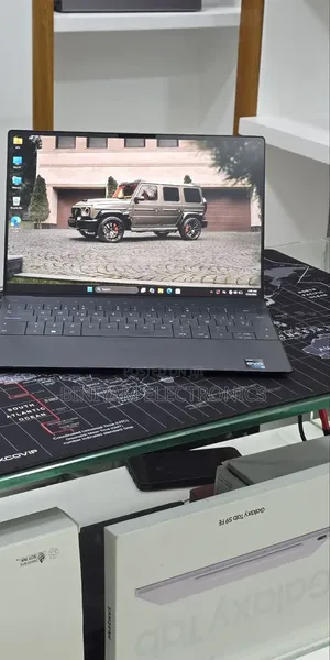 New Laptop Dell XPS 15 16GB Intel Core i7 SSD 512GB
