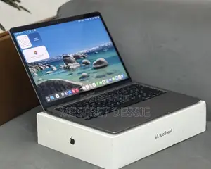 New Laptop Apple MacBook Pro 2021 M1 8GB Apple M1 SSD 256GB