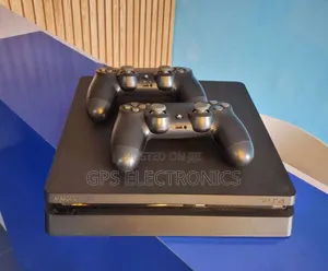 Play.s 4 Slim