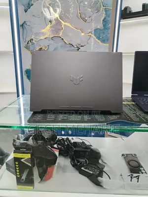 New Laptop Asus TUF Gaming F17 16GB Intel Core i7 SSD 1T