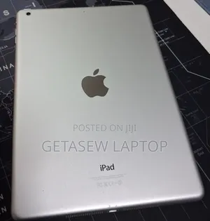New Apple iPad Air 64 GB Silver