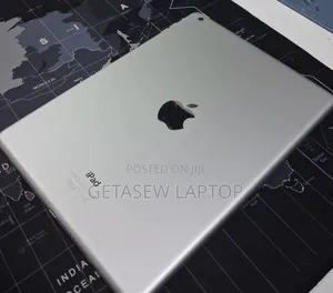 New Apple iPad Air 64 GB Silver