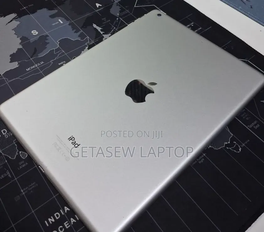New Apple iPad Air 64 GB Silver