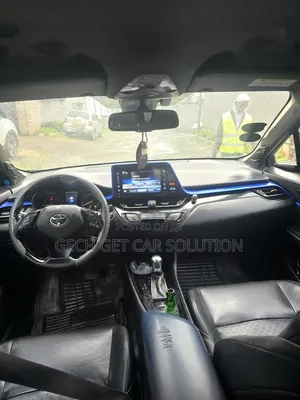 Toyota C-HR 2018 Silver