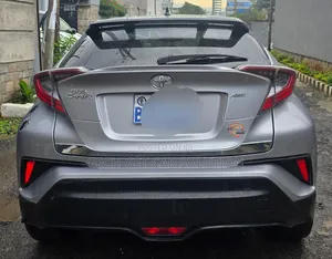 Toyota C-HR 2018 Silver