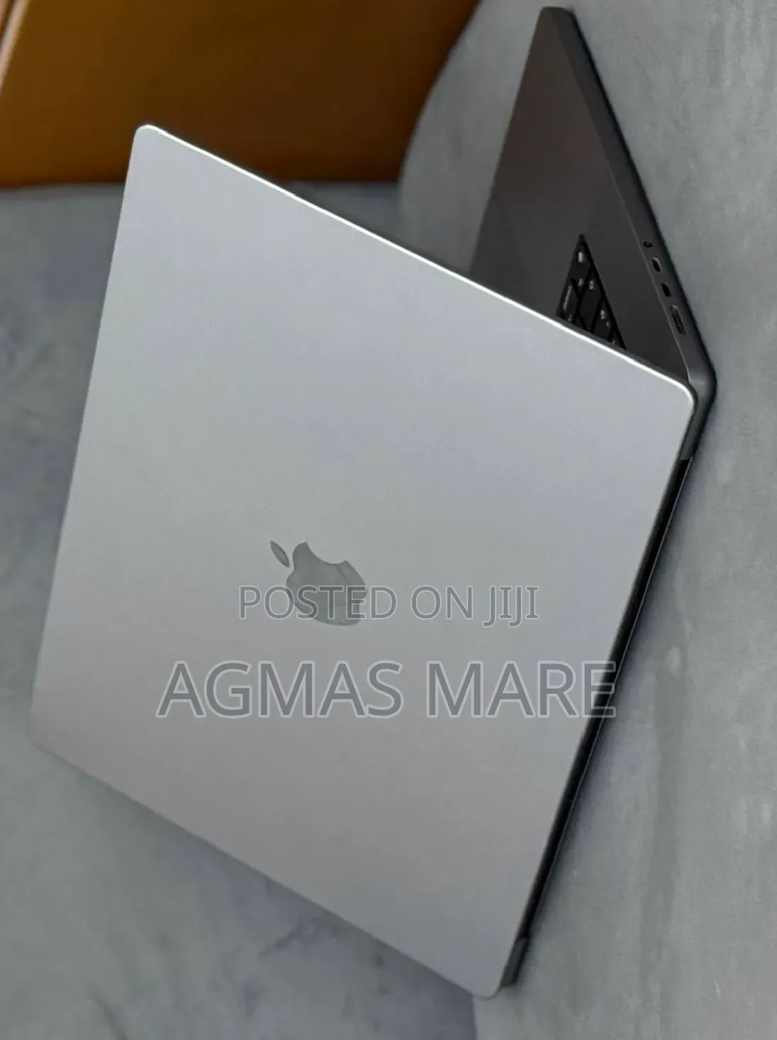 New Laptop Apple MacBook Pro 2021 M1 32GB Apple M1 Pro SSD 1T