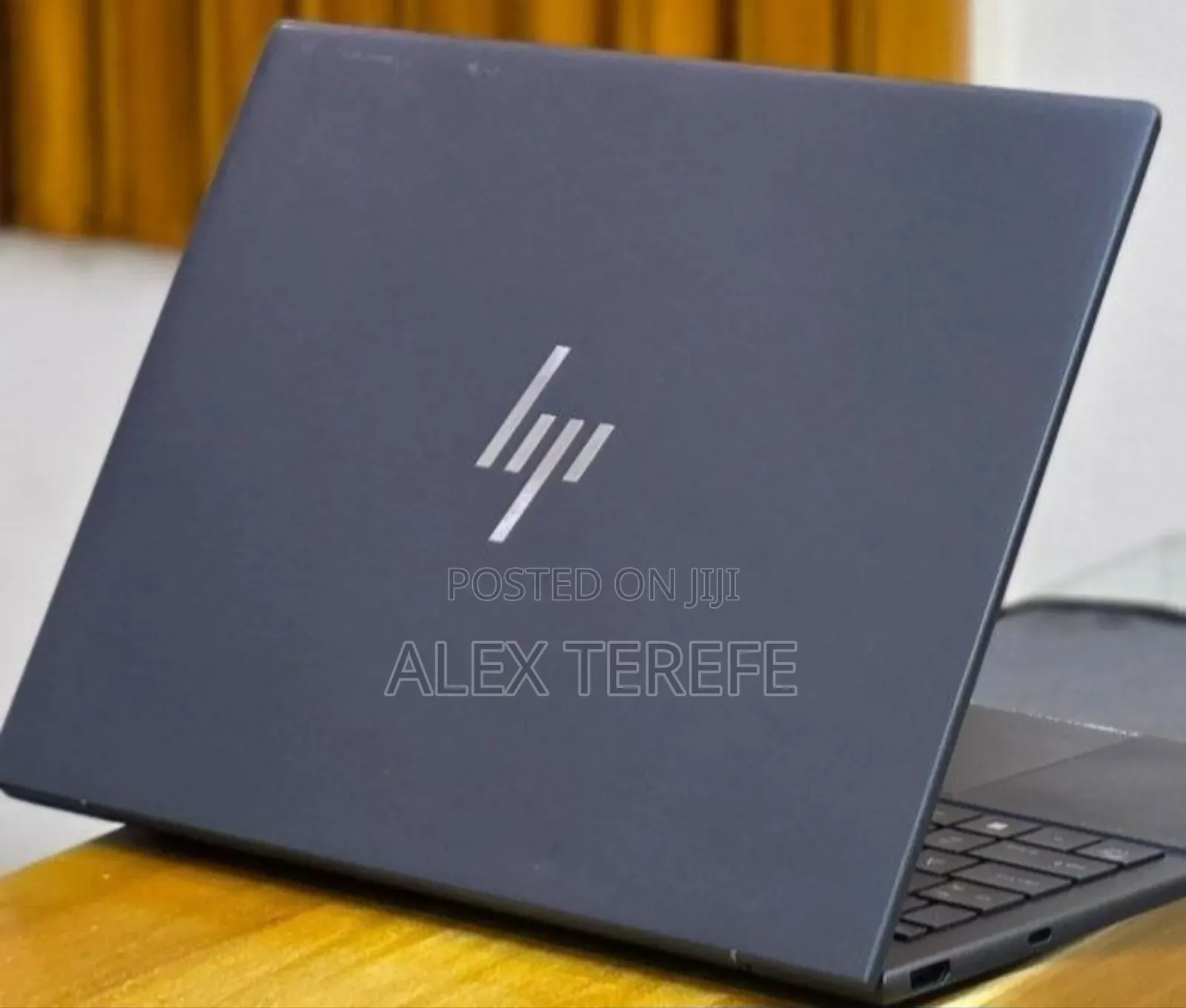New Laptop HP Dragonfly G3 16GB Intel Core i7 SSD 512GB