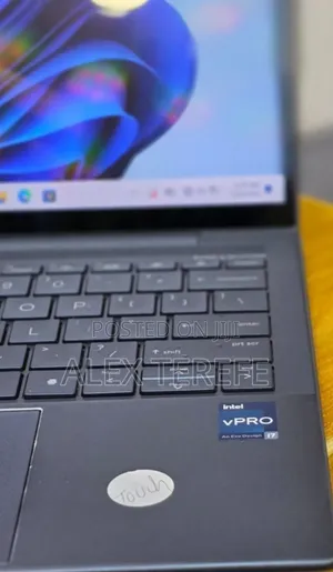 New Laptop HP Dragonfly G3 16GB Intel Core i7 SSD 512GB