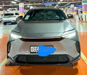 Toyota bZ4X 71.4 kWh AWD 2022 Teal