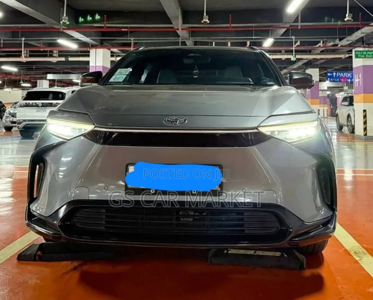 Toyota bZ4X 71.4 kWh AWD 2022 Teal