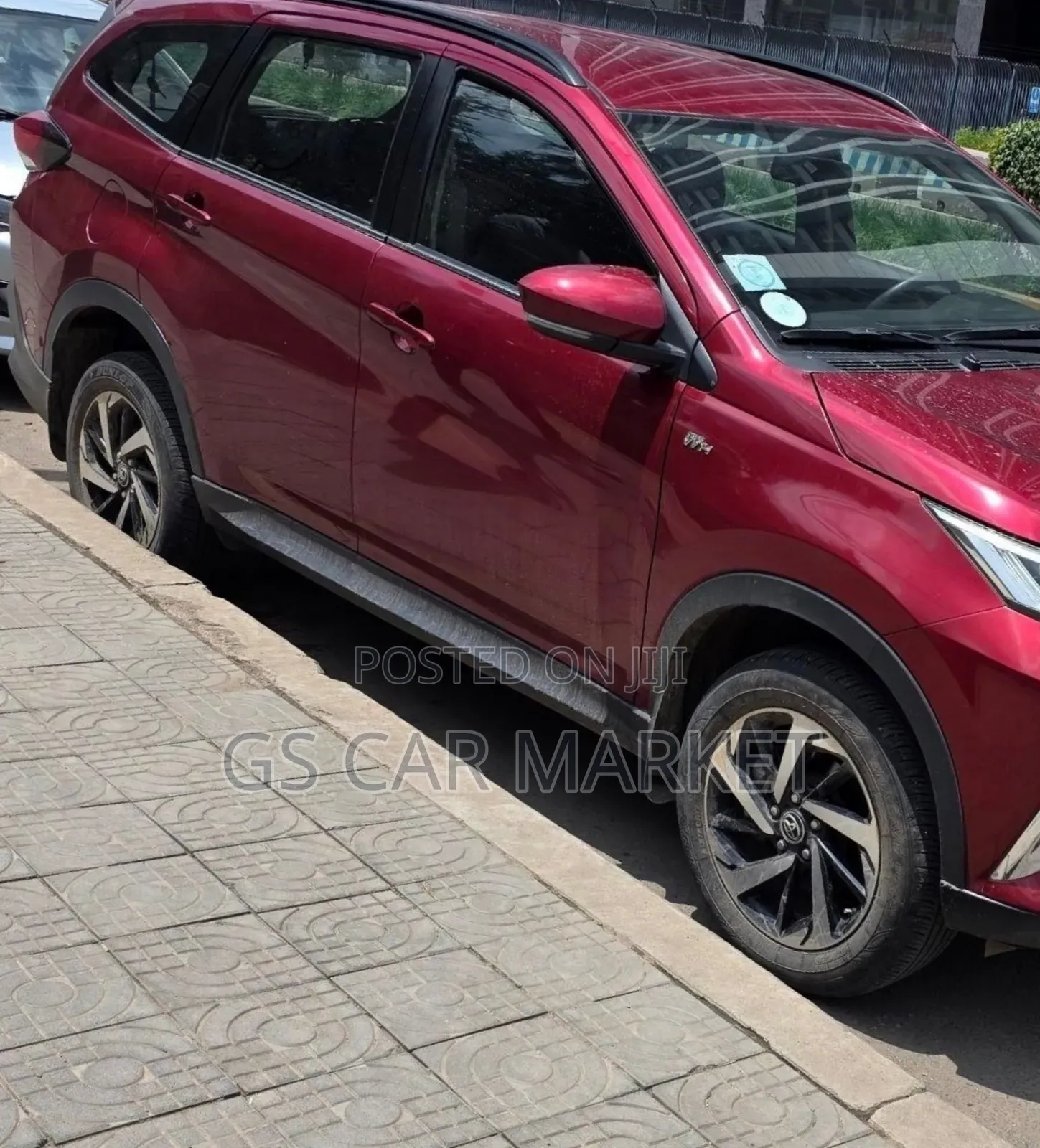 Toyota Rush 2021 Burgundy