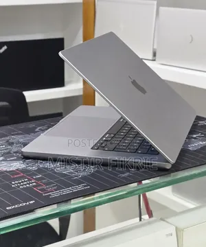 New Laptop Apple MacBook Pro 2021 M1 64GB Apple M1 Max SSD 1T