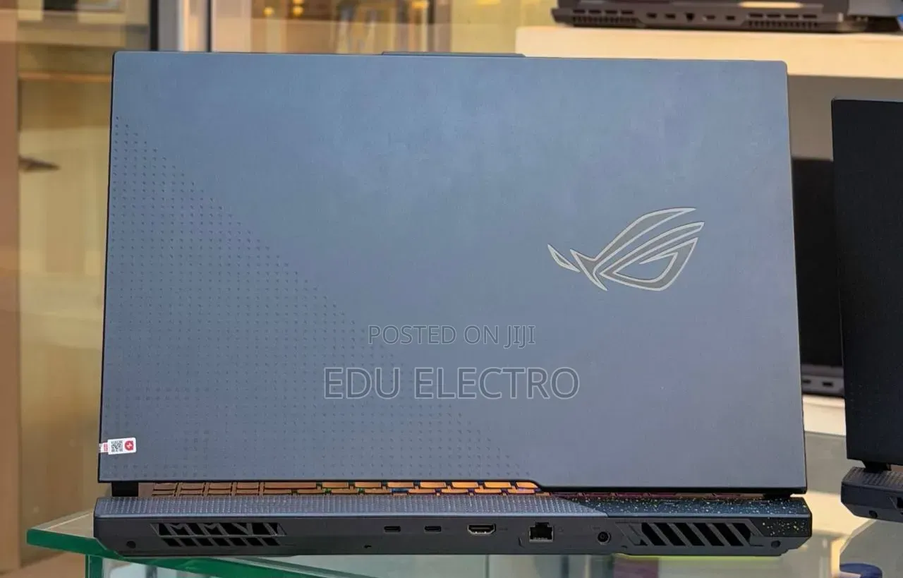 New Laptop Asus ROG Strix G731G 16GB AMD Ryzen 9 SSD 1T