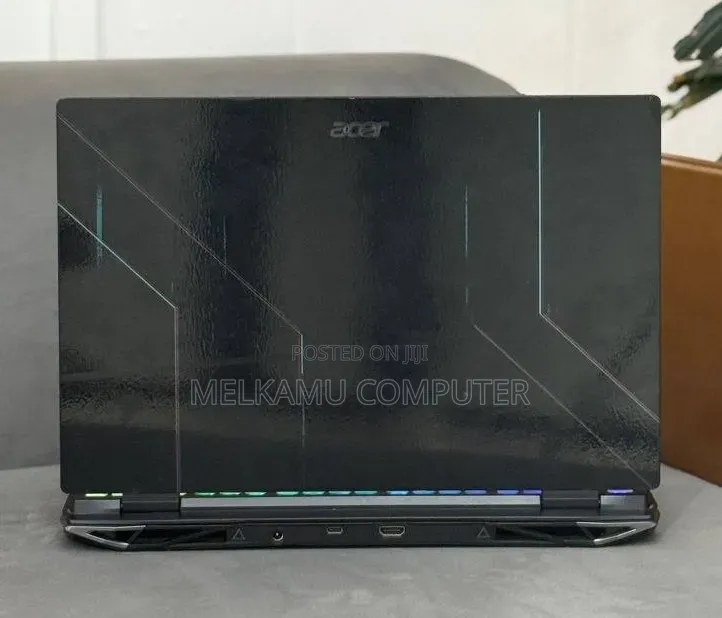 New Laptop Acer Nitro V 15 32GB Intel Core i7 SSD 1T