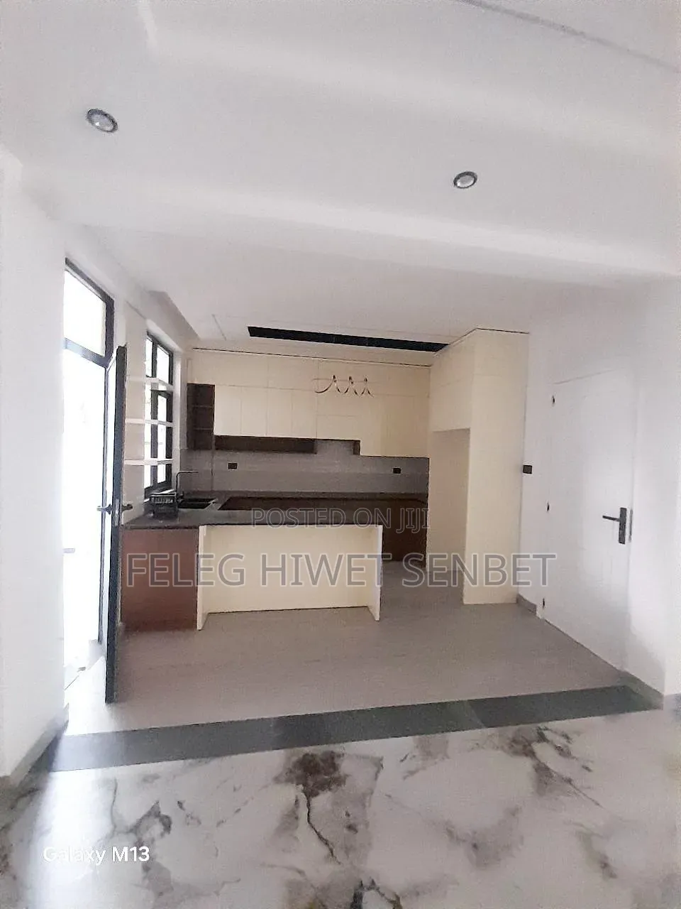 Furnished 6bdrm House in አዲስ አበባ, Bole for sale